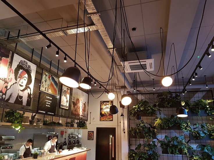 نورپردازی کافه رستوران