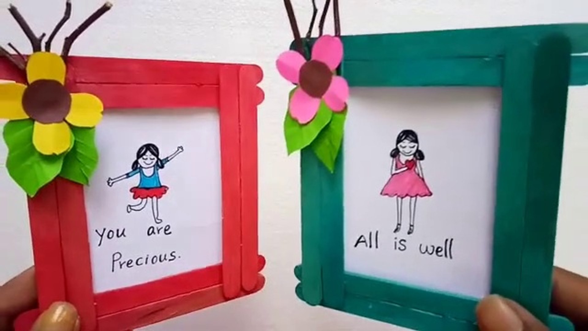 قاب عکس با چوب بستنی