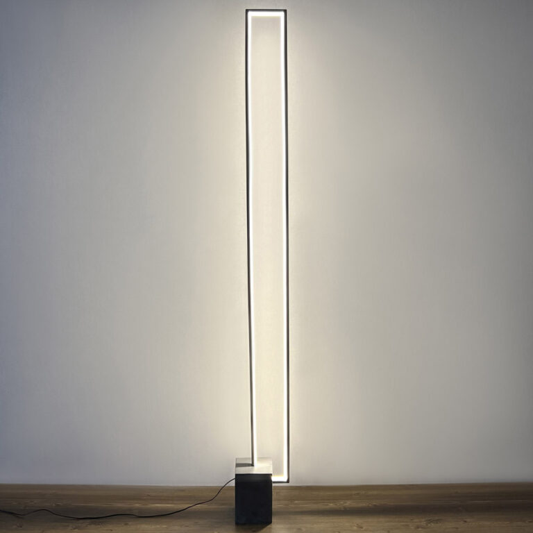 آباژور ایستاده بزرگ