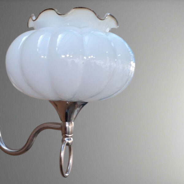 چراغ دیواری ساده سفید