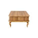 میز جلومبلی کوچک