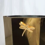 سطل زباله طلایی