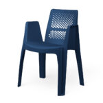 صندلی پلاستیکی آبی