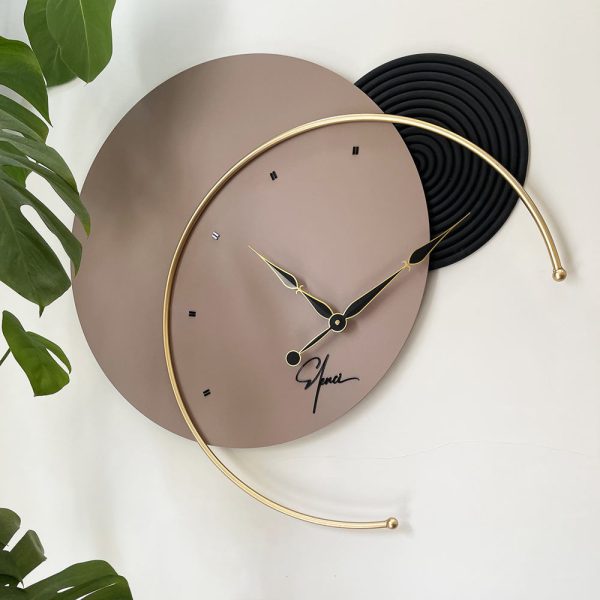 ساعت دیواری بدون عدد