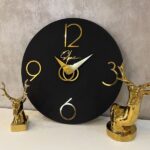 ساعت دیواری سلطنتی