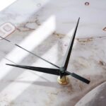 ساعت دیواری نبشی ماه مدل نوری - Image 3