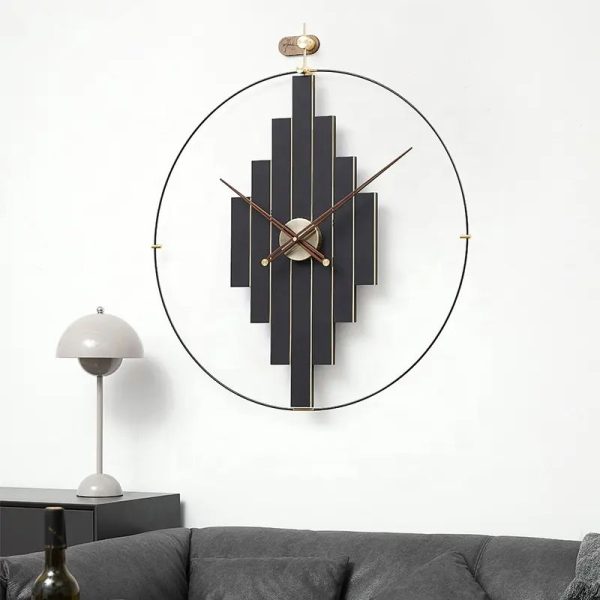 ساعت-دیواری-جدید-باربارا-600x600 ساعت دیواری جدید مشکی طلایی باربارا - Image 1