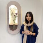 تابلو دیواری مدرن مدل تی‌تی با نور دکوراتیو و گلدان شیشه ای - Image 5